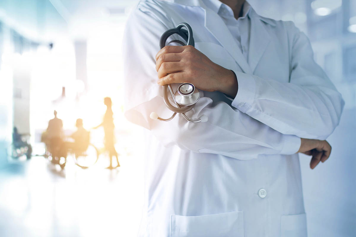 Que-hace-el-medico-internista.jpg